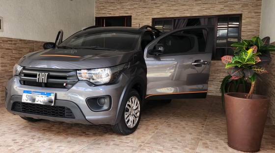 FIAT MOBI 1.0 EVO FLEX TREKKING MANUAL FIAT MOBI 1.0 EVO FLEX TREKKING MANUAL